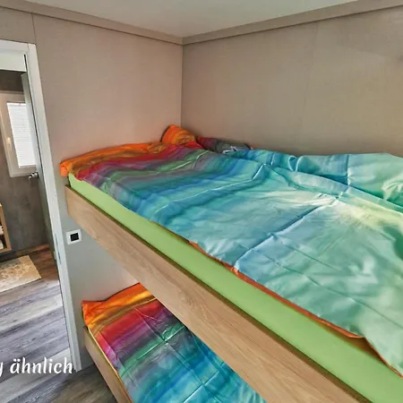 Tatil Evi Schwimmendes Ferienhaus 